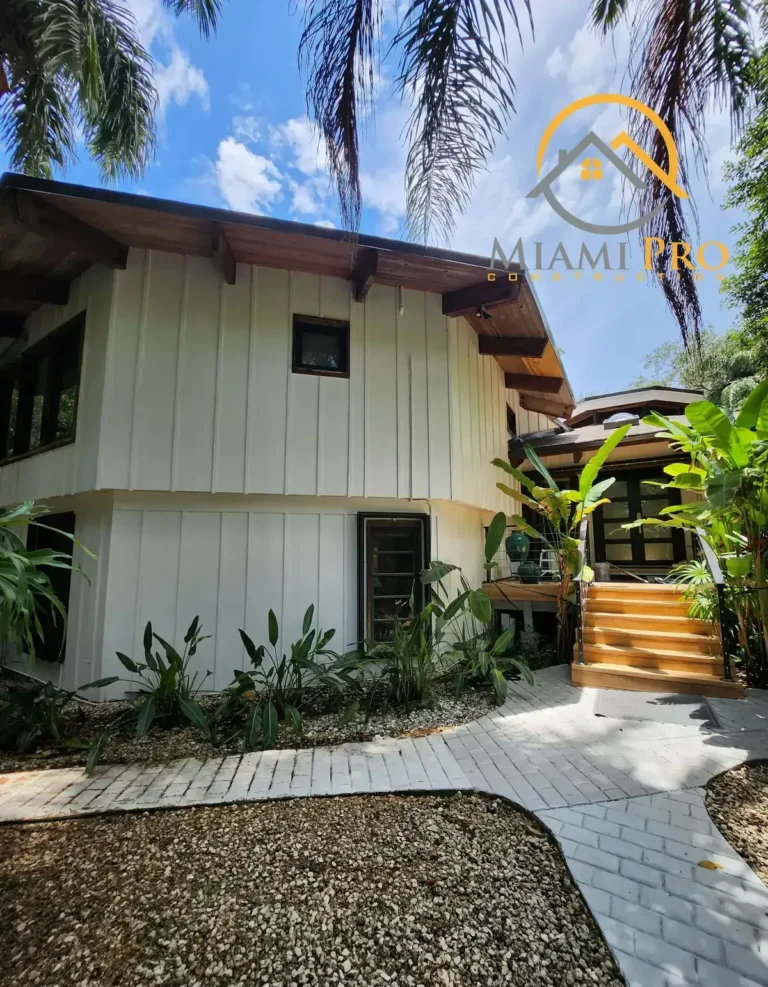 Miami Pro Construction: Your trusted Miami general contractor and construction company, expertly delivering both Miami home Builder services and commercial contractor services across Miami. We handle everything from Home remodeling, Home additions, Office renovation, commercial renovations and commercial construction services .
