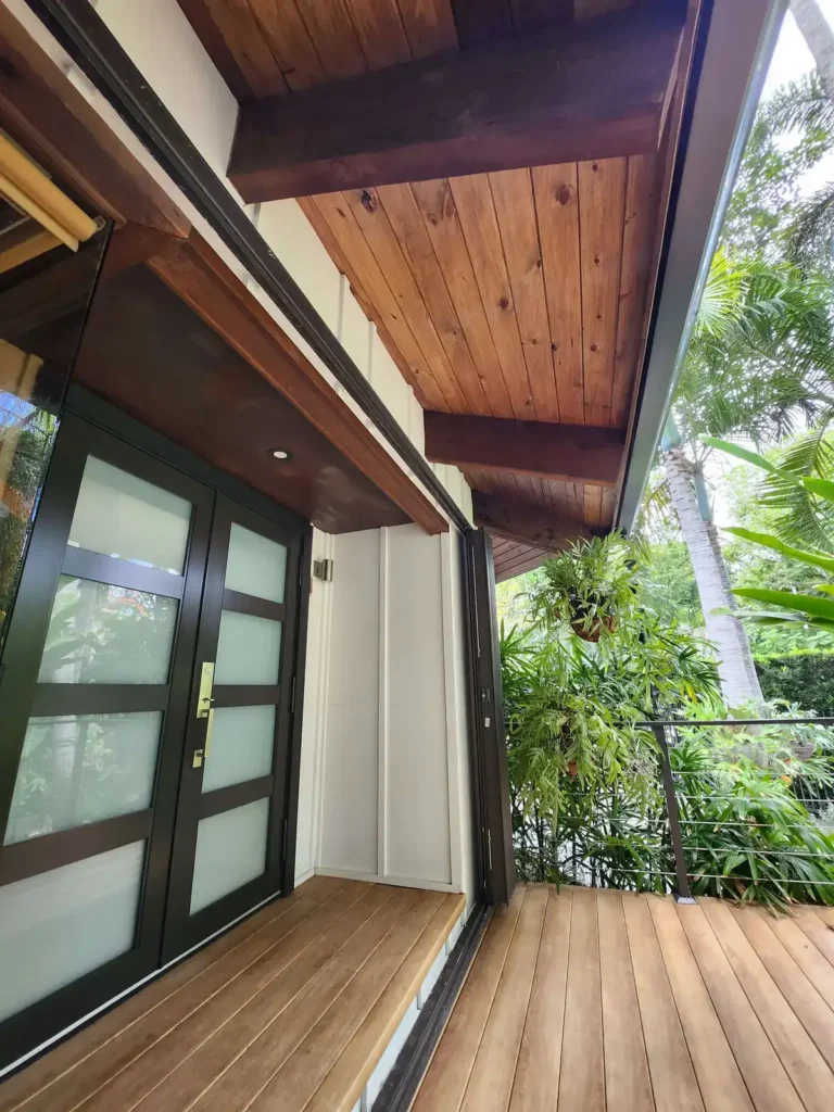 Miami Pro Construction: Your trusted Miami general contractor and construction company, expertly delivering both home Build services and commercial contractor services across Miami. We handle everything from Home remodeling, Home additions, Office renovation, commercial renovations and commercial construction services .