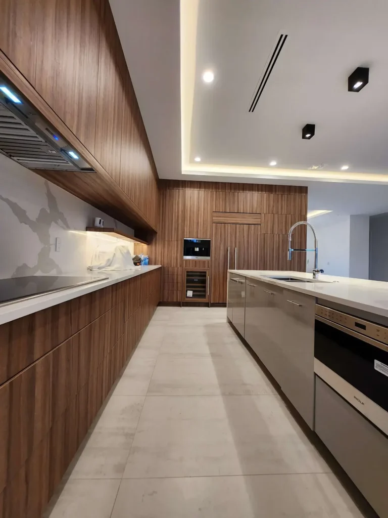Miami Pro Construction: Your trusted Miami general contractor and construction company, expertly delivering both home Build services and commercial contractor services across Miami. We handle everything from Home remodeling, Home additions, Office renovation, commercial renovations and commercial construction services .