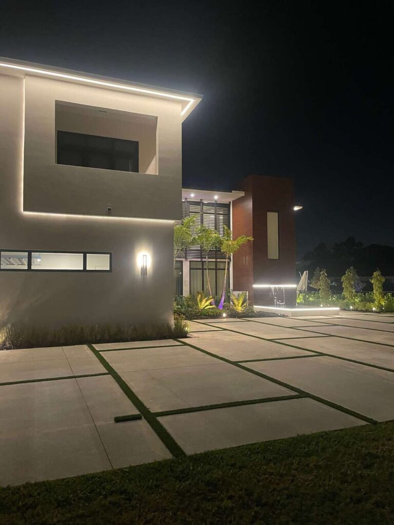 Miami Pro Construction: Your trusted Miami Home builder & Miami general contractor and construction company, expertly delivering both Miami home Builds services and commercial contractor services across Miami. We handle everything from Home remodeling, Home additions, Office renovation, commercial renovations and commercial construction services . Miami Home builds